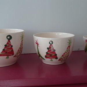 three matching Christmas bowls